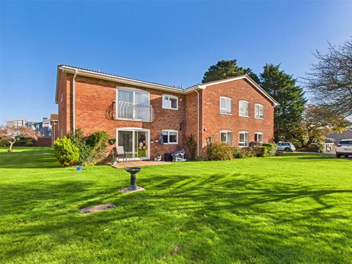 2 Bedroom Apartment For Sale In Waterford Place, Highcliffe, Christchurch, Dorset, BH23