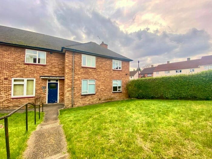 1 Bedroom Flat To Rent In Dagnam Park Gardens, Romford, RM3