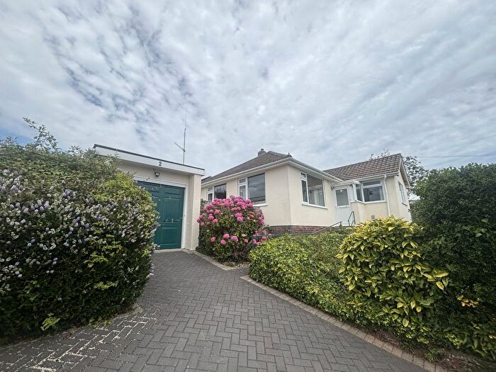 2 Bedroom Detached Bungalow For Sale In Portland Avenue, Teignmouth, Devon, TQ14