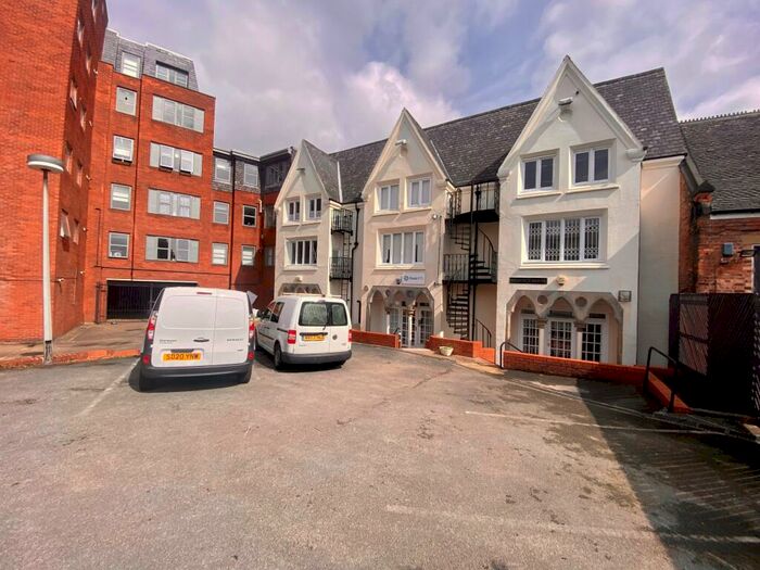 1 Bedroom Apartment To Rent In College Street, Nottingham, NG1