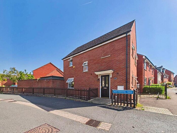 3 Bedroom Detached House For Sale In Wittering Way Kingsway, Quedgeley, Gloucester, Gloucestershire, GL2