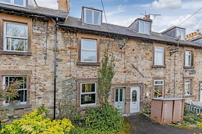 3 Bedroom Terraced House For Sale In Catcliffe Cottages, Bakewell, DE45