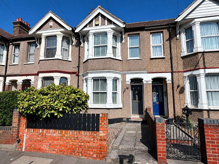 2 Bedroom Terraced House For Sale In Rectory Road, Little Thurrock, RM17