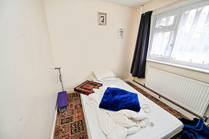 2 Bedroom Semi-Detached Bungalow For Sale In Richmond Drive, Skegness, PE25