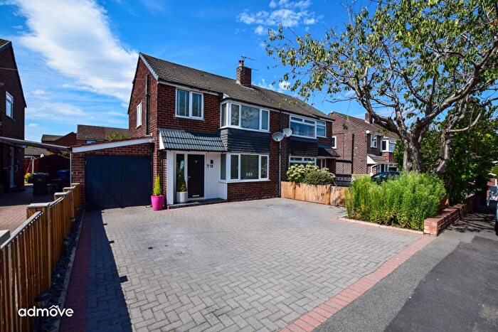 3 Bedroom Semi Detached House For Sale In Harlow Close, Thelwall, WA4