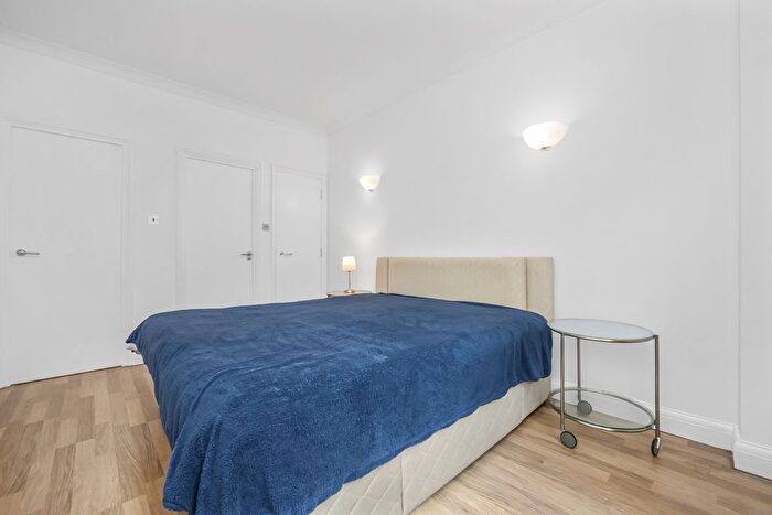 1 Bedroom Flat To Rent In B Belvedere Road, County Hall, Waterloo, London, SE1