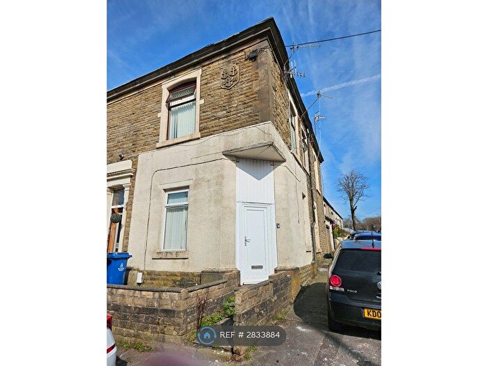 2 Bedroom End Of Terrace House To Rent In Greenway St, Darwen, BB3