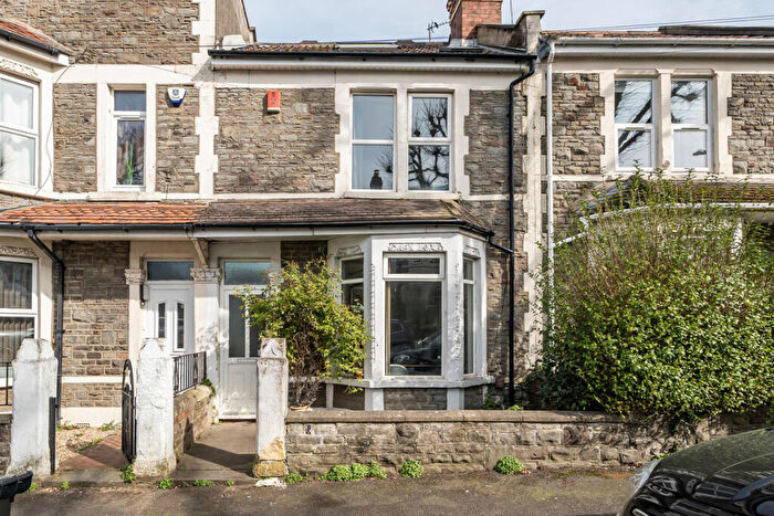 6 Bedroom Terraced House For Sale In Stanbury Avenue, Bristol, BS16