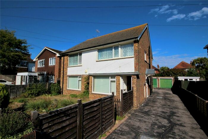 2 Bedroom Apartment To Rent In Southview Gardens, Worthing, West Sussex, BN11