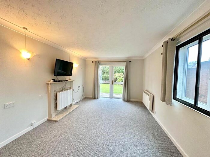 1 Bedroom Flat For Sale In Beam Street, Nantwich, CW5