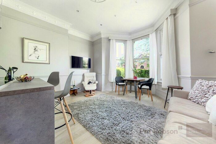 2 Bedroom Apartment To Rent In Osborne Road, Jesmond, Newcastle Upon Tyne, Tyne & Wear, NE2