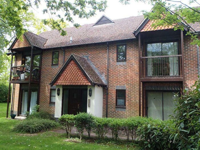 1 Bedroom Flat To Rent In Christy Court, Tadley, RG26