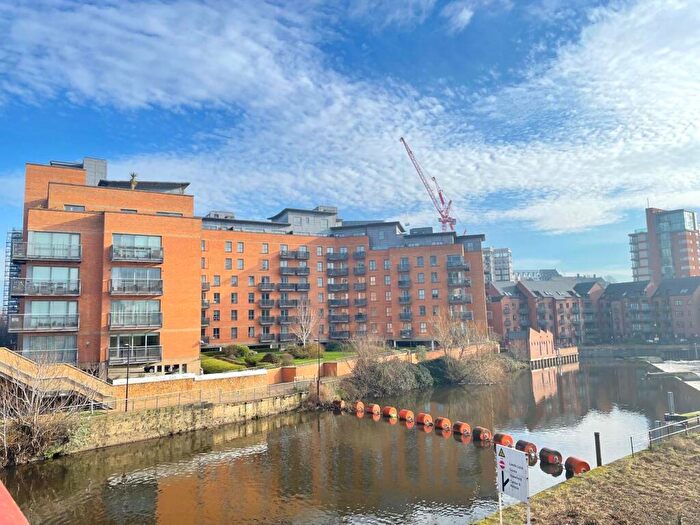 2 Bedroom Apartment For Sale In Merchants Quay, East Street, Leeds, LS9