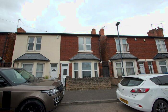 5 Bedroom House To Rent In Hardwick Street, Derby, DE24