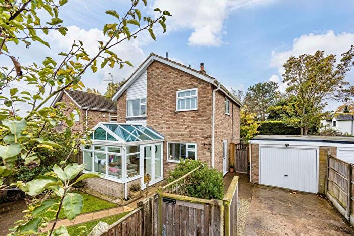 3 Bedroom Detached House For Sale In Ridgeway Close, Farnsfield, NG22