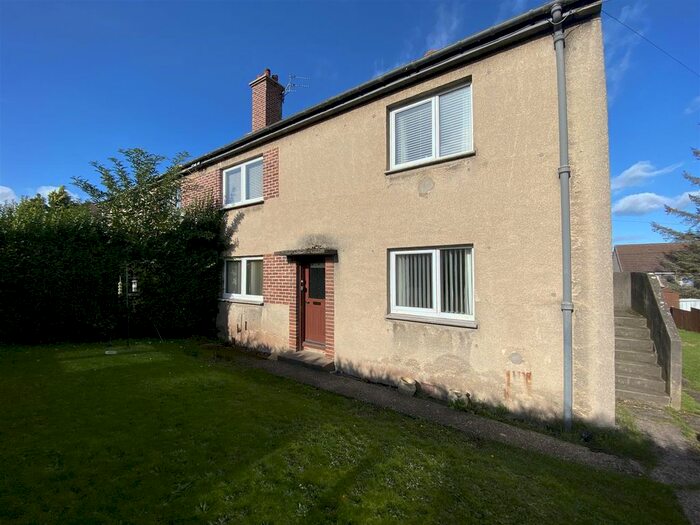 2 Bedroom Flat To Rent In Dunsinane Drive, Perth, PH1