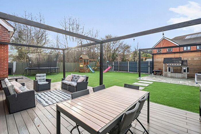 5 Bedroom Detached House For Sale In Vantage Copse, Bursledon, SO31