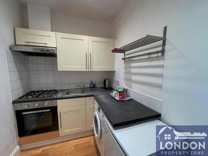 1 Bedroom Flat To Rent In Blenheim Road, Chiswick, London, W4