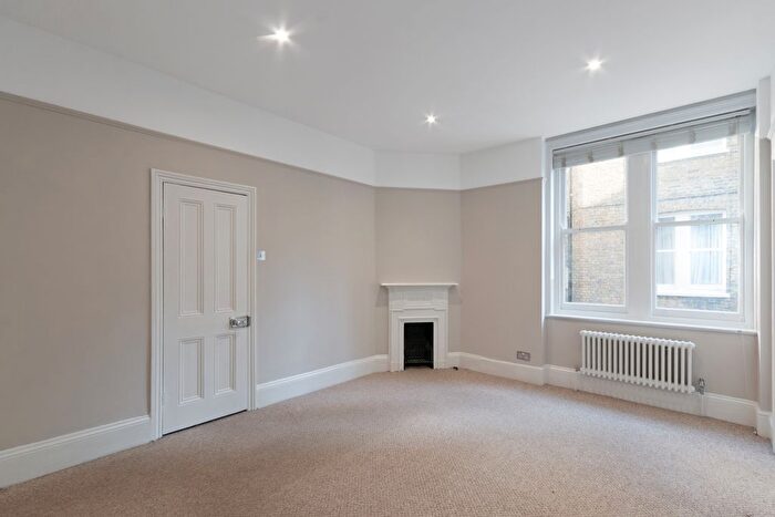 1 Bedroom Flat To Rent In Prince Of Wales Drive, London, SW11