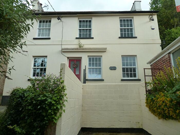 3 Bedroom Semi-Detached House To Rent In Underhill, Lympstone, EX8