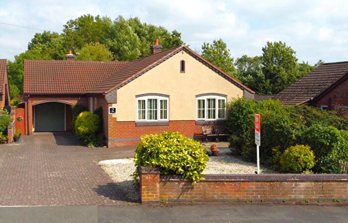 3 Bedroom Bungalow For Sale In The Green, Newton Burgoland, LE67