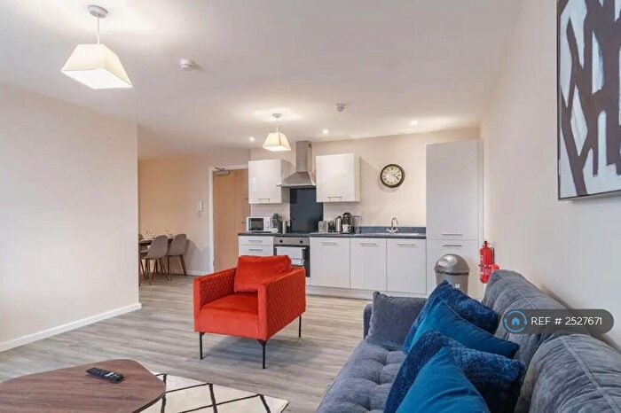 2 Bedroom Flat To Rent In Northwood House, Salford, M5