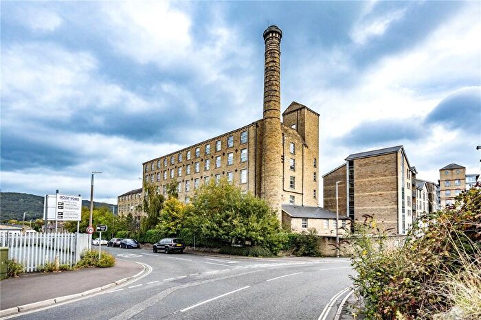 2 Bedroom Apartment For Sale In Perseverance Mills, Westbury Street, Elland, Halifax, HX5