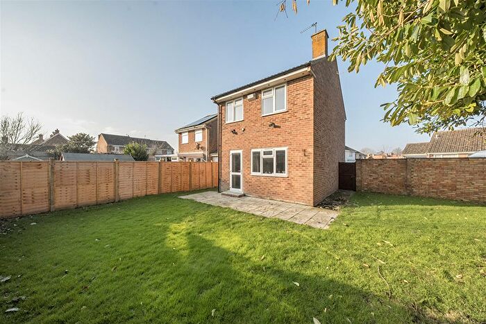 3 Bedroom Link Detached House For Sale In Woods Ley, Ash, Canterbury, CT3