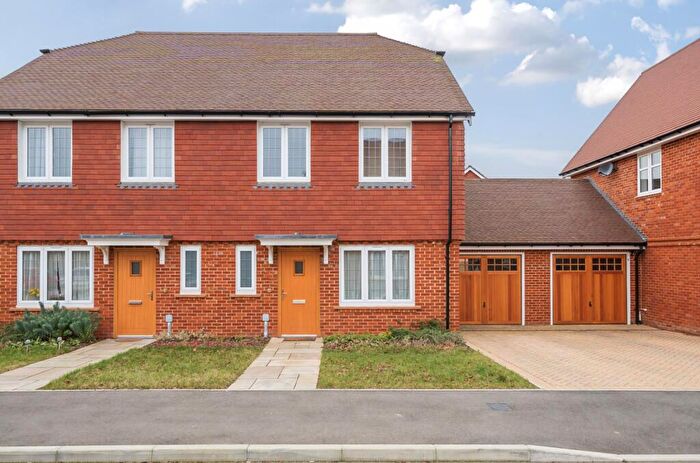 3 Bedroom Semi Detached House For Sale In Rochford Grove, Horsham, RH12