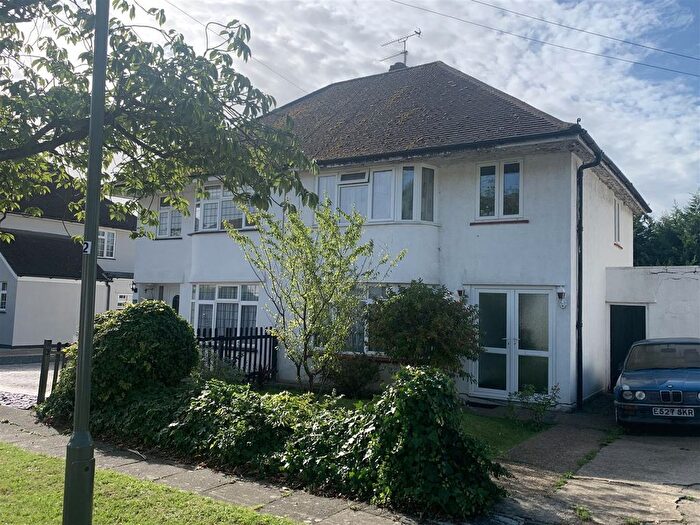 3 Bedroom Semi-detached House For Sale In Helgiford Gardens, Sunbury-On-Thames, TW16