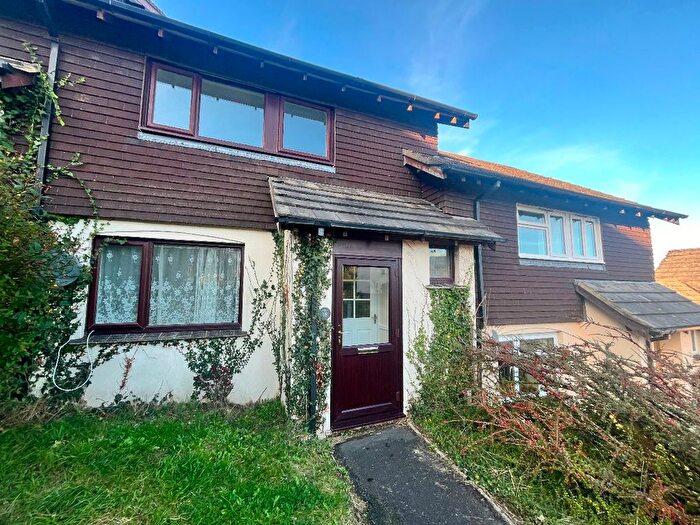 3 Bedroom Terraced House To Rent In Jubilee Close, High Street, Okehampton, EX20