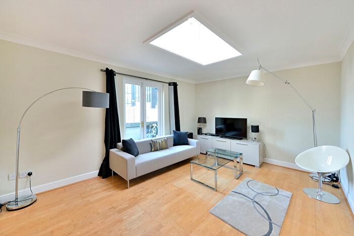 1 Bedroom Flat For Sale In Creechurch Lane, London, EC3A