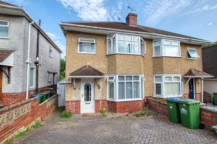 3 Bedroom Semi-Detached House For Sale In Archery Grove, Southampton, SO19