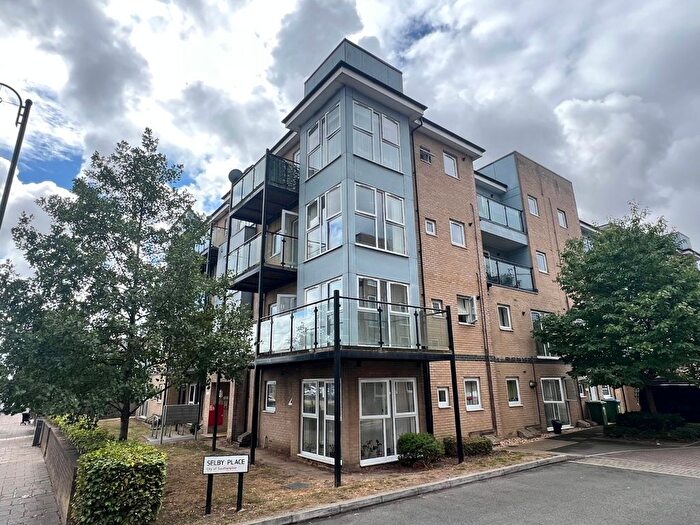 2 Bedroom Flat To Rent In Selby Place, Southampton, Hampshire, SO15