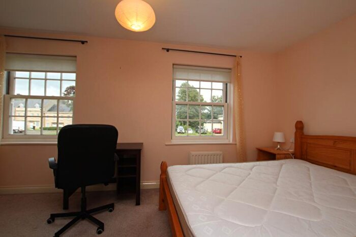 5 Bedroom Terraced House To Rent In Thomas Way - Stoke Park, BS16