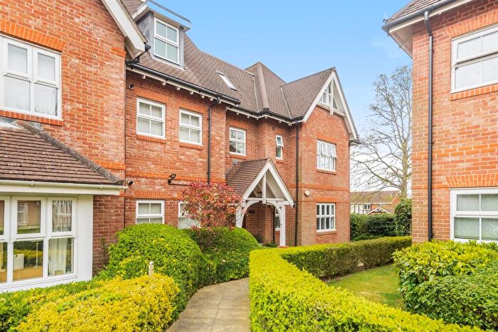 2 Bedroom Apartment For Sale In Locks Road, Locks Heath, SO31