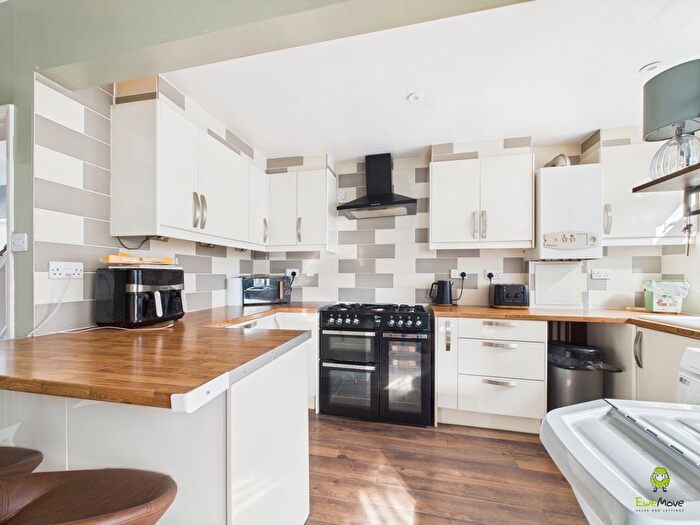 4 Bedroom Semi-Detached House For Sale In Iris Crescent, Bexleyheath, Kent, DA7