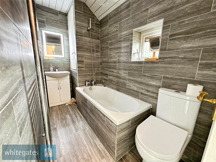 2 Bedroom Semi-Detached House For Sale In Highstone Vale, Worsbrough, Barnsley, S70