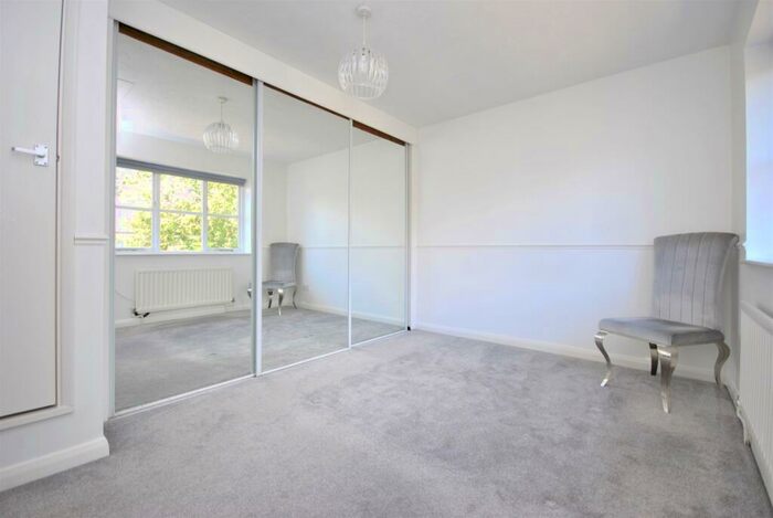 1 Bedroom Flat To Rent In Alice Thompson Close London, SE12