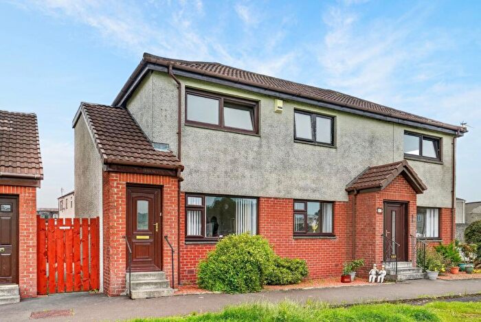 3 Bedroom Flat For Sale In Standalane Court, Galston, KA4