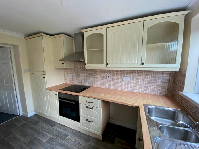 3 Bedroom Property To Rent In Prospect Place, Llanelli, SA15