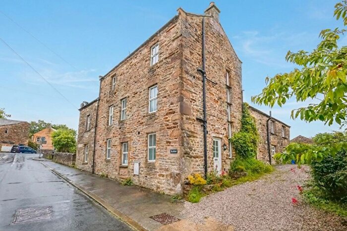 3 Bedroom Property For Sale In The Joiners Duke Street, Burton In Lonsdale, LA6