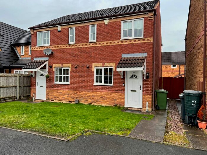 2 Bedroom Semi-Detached House To Rent In Astbury Close, Walsall, WS3