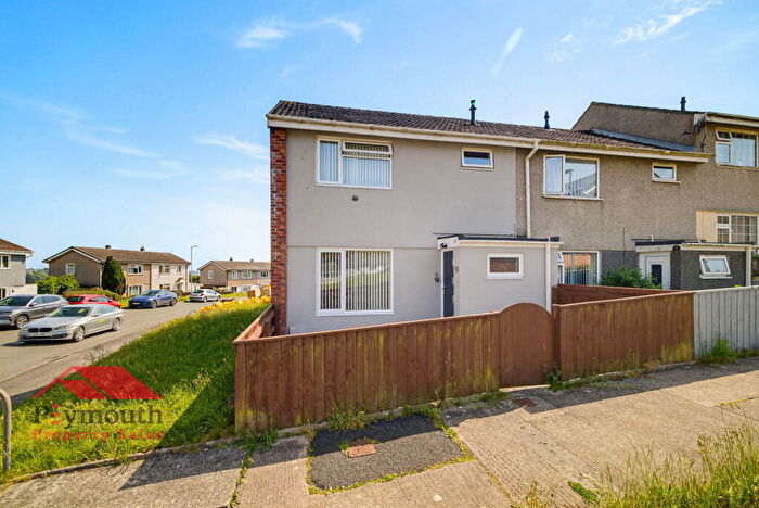 3 Bedroom End Of Terrace House For Sale In Kings Tamerton Road, Plymouth, PL5