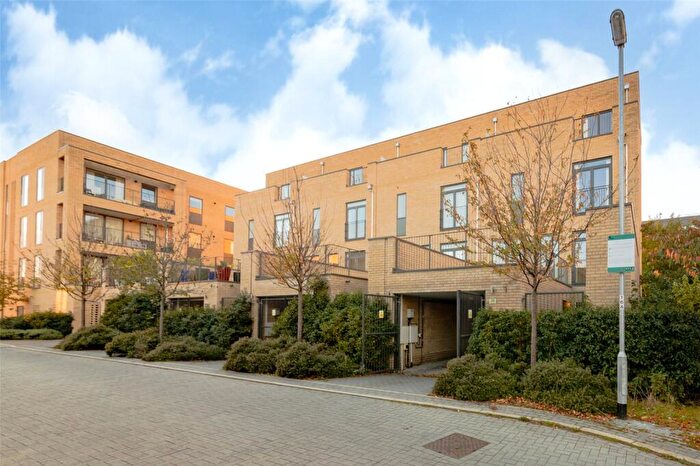 4 Bedroom Terraced House To Rent In Forbes Close, Trumpington, Cambridge, CB2