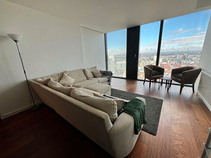 2 Bedroom Flat To Rent In Beetham Tower, Deansgate, Manchester, M3