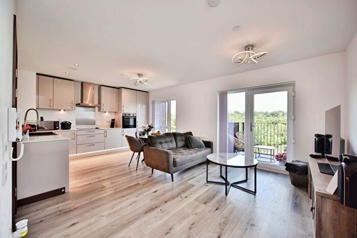 1 Bedroom Flat For Sale In Mill Wood, Maidstone, Kent, ME14