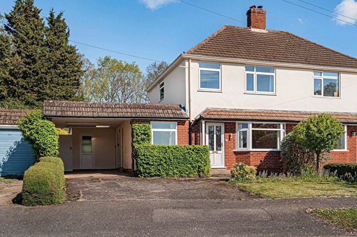 4 Bedroom Semi-Detached House For Sale In Hilley Field Lane, Fetcham, KT22