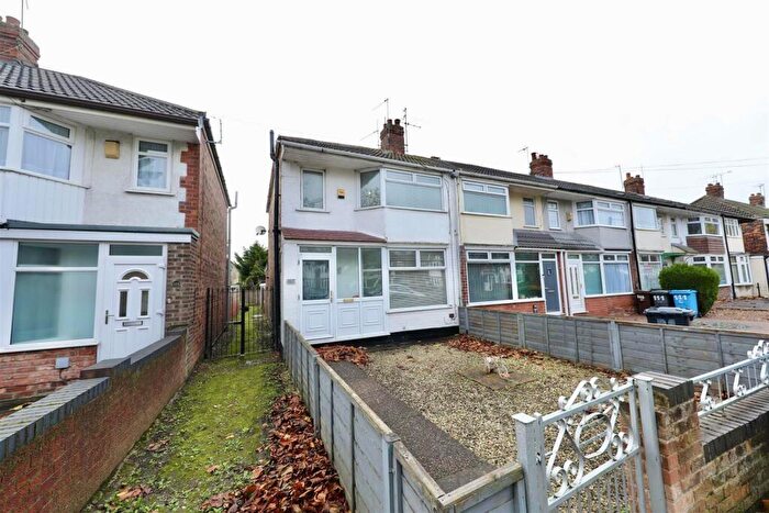 3 Bedroom End Of Terrace House For Sale In Willerby Road, Hull, HU5