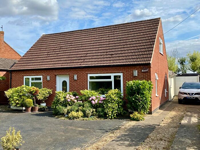 3 Bedroom Detached Bungalow For Sale In Main Street, Ingoldsby, Grantham, NG33